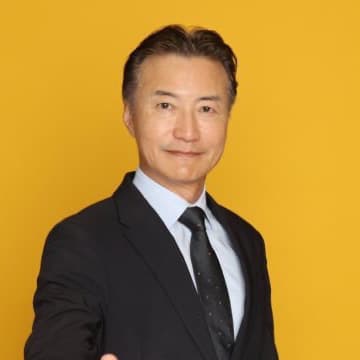 南原竜樹氏